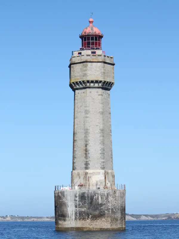 Phare de la Jument au large d’Ouessant en mer d’Iroise